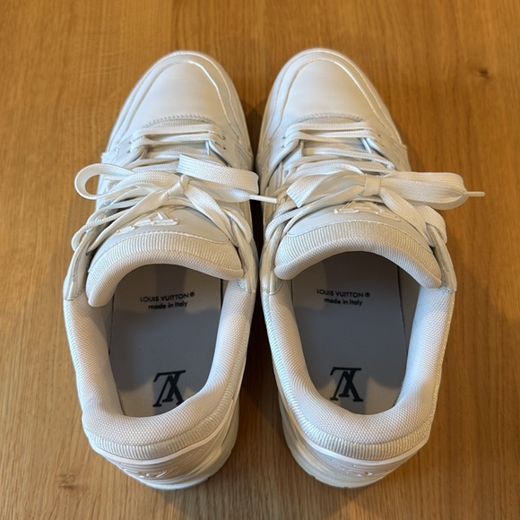 Louis Vuitton LV Trainer - LV Size 8.5 (Great Condition - Barely Used) - Picture 11 of 15